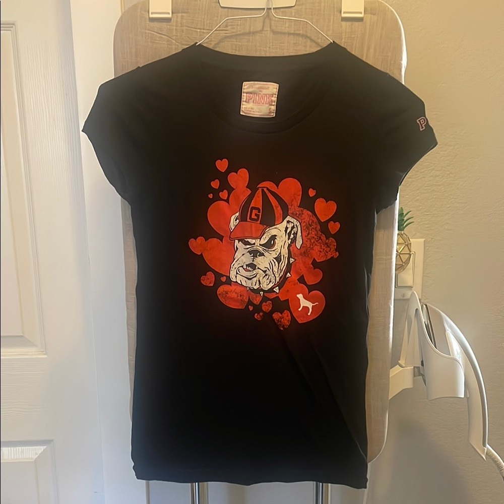 PINK Victoria's Secret Georgia Bulldogs tee